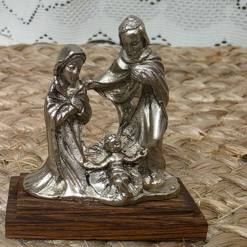 Peltro Inciso Nativity Figurine 2" Silver Italian Pewter Holy Family Wood Base